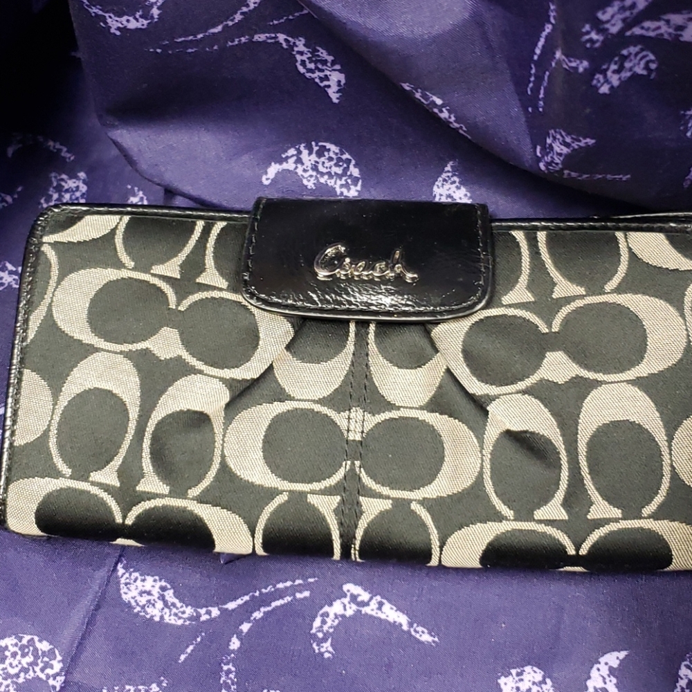 Coach wallet